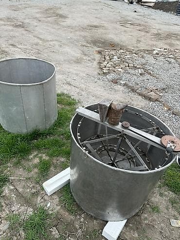 пчелка: Медогонка В отличном состоянии Нержавеющая сталь (Бонусом отдам — 1