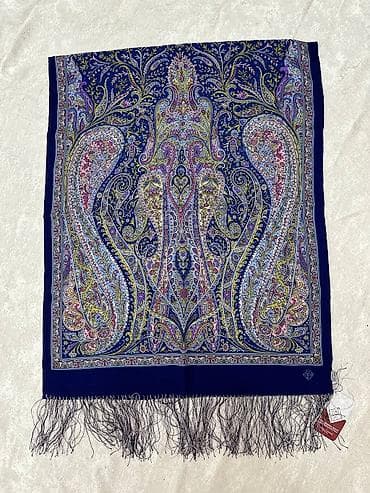 Джинсы: Шарфы Павлопосадские✨ Новое поступление 😍 Ждём вас по адресу: г — 3