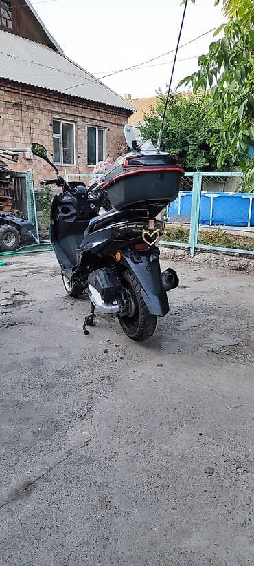 gold wing: Тип скутера Aucma, 150 куб. см, Бензин, Б/у — 3