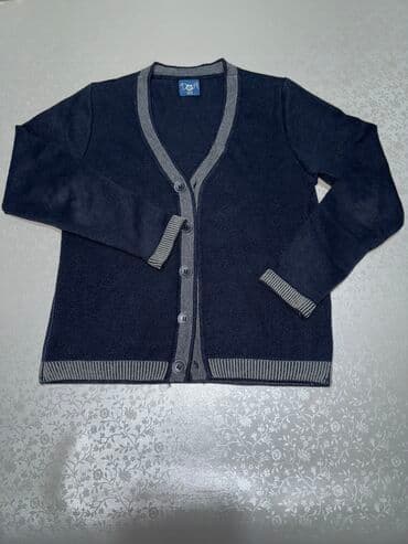 кофта для беременных: 1-2. Фото Свитшот от Бренда “ H&M” для мальчика. Рост 122-128. На — 5