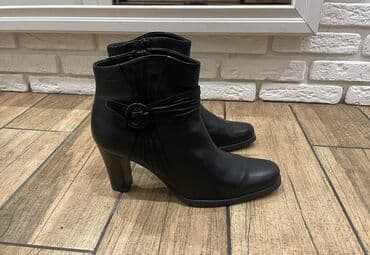 сапоги из натурального меха и кожи: Сапоги, 39, Caprice, Б/у, цвет - Черный — 1