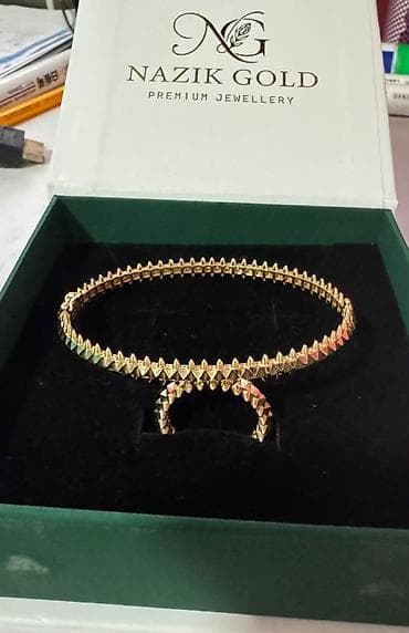 сумка диор бишкек: ✨ Продаётся почти новый комплект Cartier Clash (Италия), золото 585 — 1