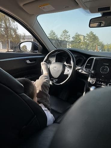 Продажа авто: Renault SM6: 2018 г., 2 л, Автомат, Газ, Седан — 3