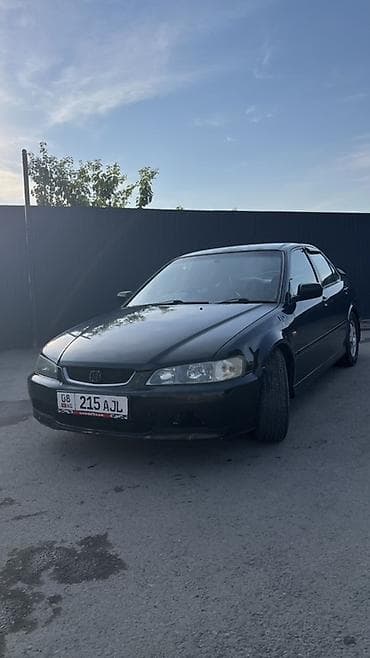 Унаа: Honda Accord: 2000 г., 2 л, Автомат, Бензин, Седан — 10