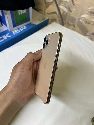 sigma 50: IPhone 11 Pro, Б/у, 256 ГБ, Золотой, Чехол, 70 % — 4