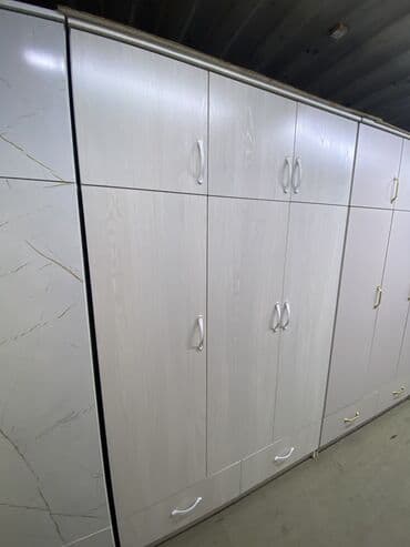 Инструменты: Шкаф трёх дверные 12000 доставка по городу бесплатно — 7