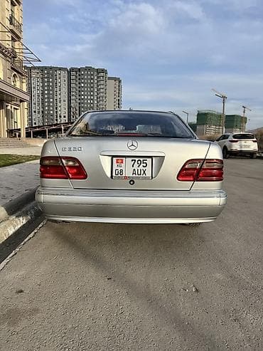 e32: Mercedes-Benz E-Class: 2002 г., 3.2 л, Седан — 4
