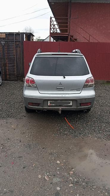 range rove: Mitsubishi Outlander: 2003 г., 2 л, Механика, Бензин, Кроссовер — 2