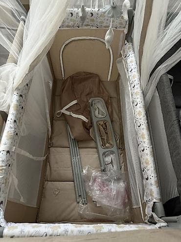 детская кроватка с пеленальным столиком: Манеж-кровать, Раскладной, Другой материал — 5