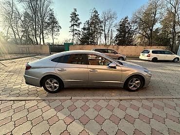 rx 450h: Hyundai Sonata: 2020 г., 2 л, Автомат, Газ, Седан — 4