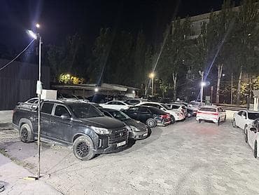 продаю парковку: Сдается под автосалон 6 мкр Набережная улица От 15 мест за авто и — 6