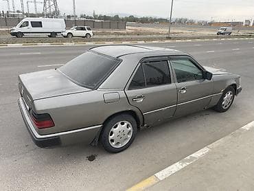 головы: Mercedes-Benz W124: 1990 г., 2.3 л, Ручные, Бензин, Седан — 5