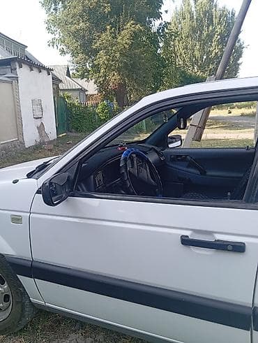 карбюратор гольф: Volkswagen Passat: 1993 г., Механика, Бензин — 4