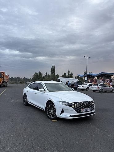 200: Hyundai Grandeur: 2019 г., 3 л, Автомат, Газ, Лифтбек — 1