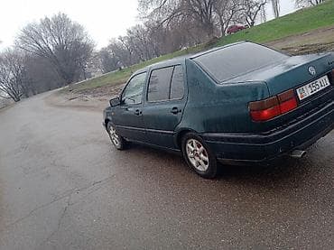 рама на скутер: Volkswagen Vento: 1995 г., Седан — 2