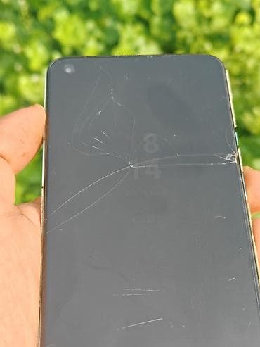 one plus 8 pro: OnePlus 8T, Б/у, 256 ГБ, цвет - Зеленый, 1 SIM — 1