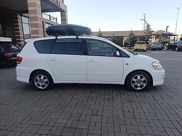 таеьа: Toyota Ipsum: 2003 г., 2.4 л, Автомат, Бензин, Минивэн — 5