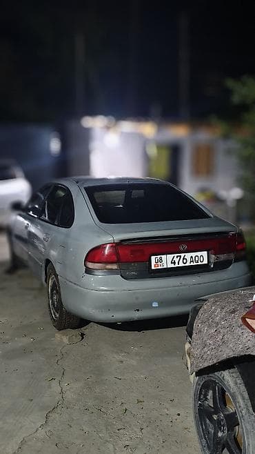 mazda 323: Mazda 626: 1993 г., 2 л, Механика, Бензин, Хэтчбэк — 3