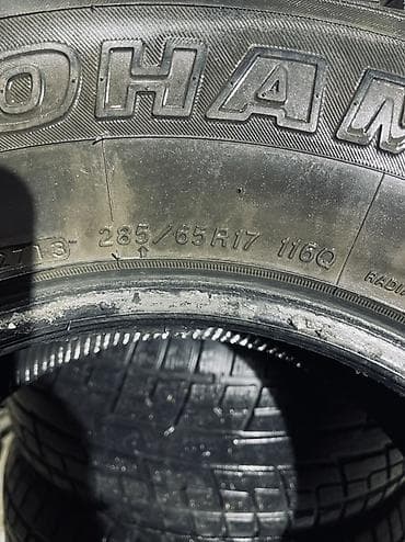 Шиналар жана дисктер: Шиналар 285 / 65 / R 17, Кыш, Колдонулган, Комплект, Жол тандабастар (АТ/МТ), Yokohama — 2