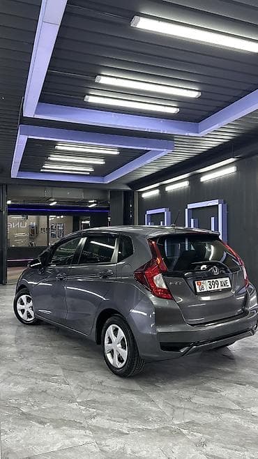 spark 2012: Honda Fit: 2019 г., 1.5 л, Вариатор, Бензин, Хэтчбэк — 6