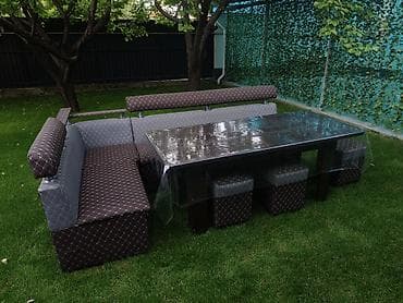 used bed: Кухонный стол и стул, Б/у, цвет - Коричневый — 1