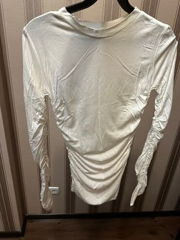 сорочки для беременных в роддом: Продаю очень красивый лонгслив,в белом и в черном цвете,качество — 2