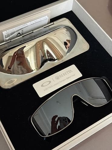 Солнцезащитные очки: Солнцезащитные очки очки, Oakley, Унисекс, Нестандартные, Оправа из нержавеющей стали, Новый — 1