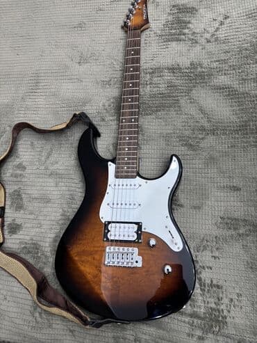 стоимость барабанной установки: Yamaha Pacifica 212 vqm, покупал в официальном магазине Ямаха весь — 1