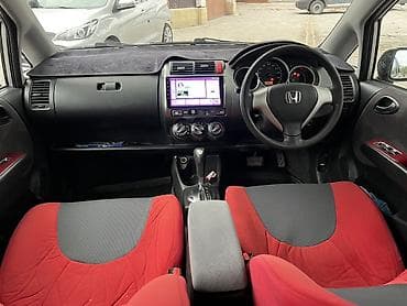 Транспорт: Honda Fit: 2003 г., 1.3 л, Автомат, Бензин, Хэтчбэк — 9