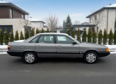 Audi 100: 1989 г., 2.3 л, Механика, Бензин, Седан