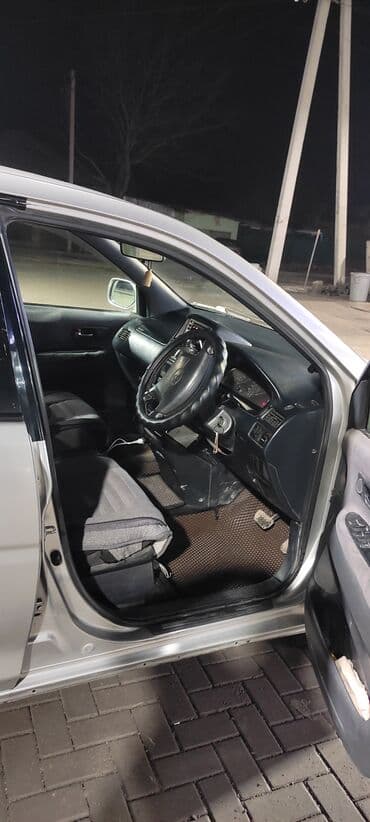 subaru bs9: Toyota Gaia: 2001 г., 2 л, Автомат, Бензин, Минивэн — 1