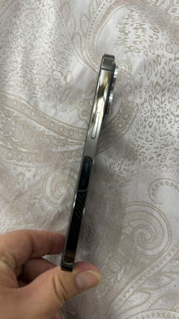 аккумулятор для компьютера: IPhone 13 Pro, Б/у, 256 ГБ, Черный, Чехол, Кабель, 78 % — 4