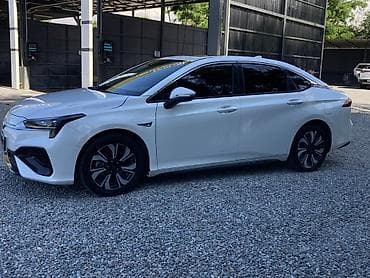 альфард: Машинаны только айдаш керек запас ход 460 Баасы 9500 +торг Обмен — 3