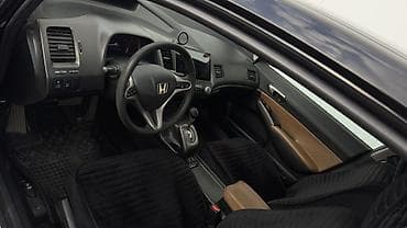 acura седан: Honda Civic
2010 год, Гибрид 
Состояние хорошее. 
Торг у капота — 1
