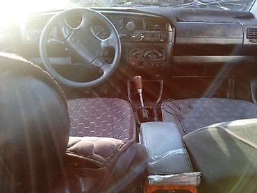 мотоцикл не на ходу: Volkswagen Golf: 1994 г. — 5