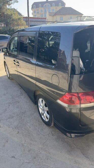 продается в рассрочку авто минивен степ вагон: Honda Stepwgn: 2005 г., 2 л, Автомат, Бензиновая, Минивэн — 5