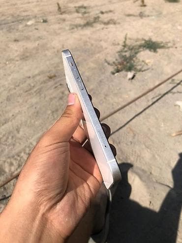IPhone 12, белый цвет Только ОБМЕН. - Экран 6.1", OLED Super Retina — 5