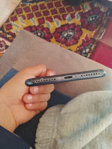 четырех ядерный ноутбук: IPhone 7 Plus, Б/у, 32 ГБ, Черный, Зарядное устройство, Чехол, 97 % — 5