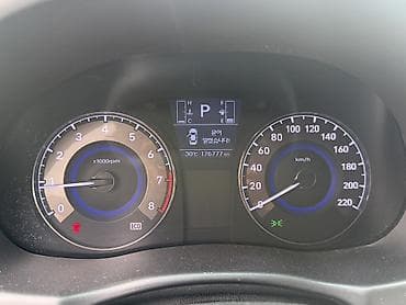 mazda cronos: Hyundai Accent: 2019 г., 1.4 л, Автомат, Бензин, Седан — 9