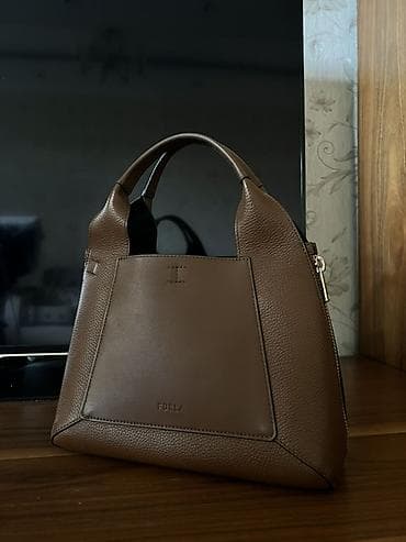 forerunner 965: Сумка Furla, кожаная, коричневого цвета. Б/у, в отличном состоянии — 1