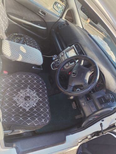 дом на колесиках: Продается универсал белого цвета (5 дверей) с правым рулем. Кузов — — 10