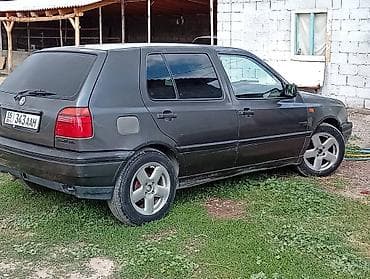 golf 6: Volkswagen Golf: 1992 г., 1.8 л, Механика, Бензин, Хэтчбэк — 4