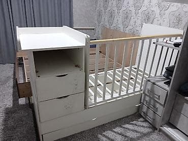 стол письменный детский: Детская кровать трансформер, Б/у, Другой тип, цвет - Белый — 1