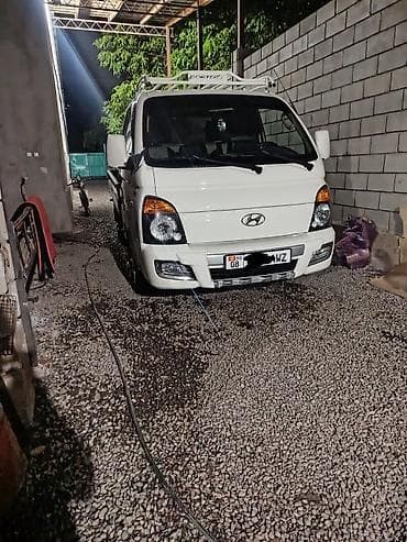 Транспорт: Жеңил жүк ташуучу унаа, Hyundai — 4