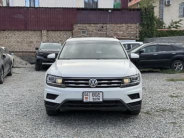 Транспорт: Volkswagen Tiguan: 2019 г., 2 л, Автомат, Бензин, Кроссовер — 2
