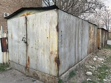 Металлический гараж/сарай из листовой стали. Описание: - Конструкция
