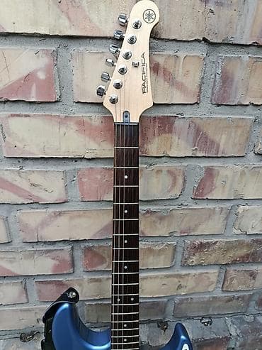 Гитары: Продам комплект: электрогитара Yamaha Pacifica 112J + комбик Ibanez — 4
