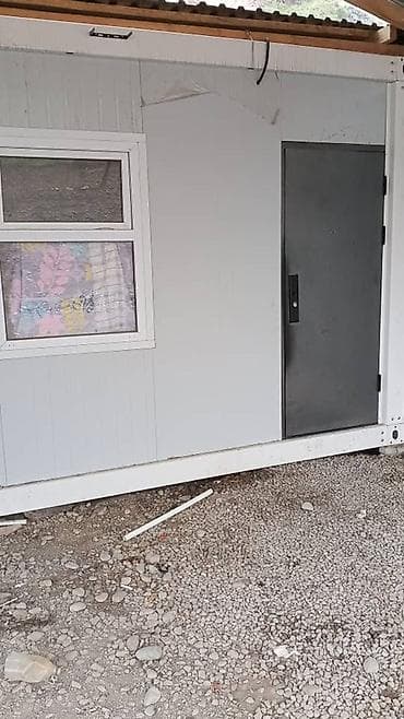 работа склад: Модульные бытовки/контейнерные комнаты с навесом. - Компоновка: три — 4