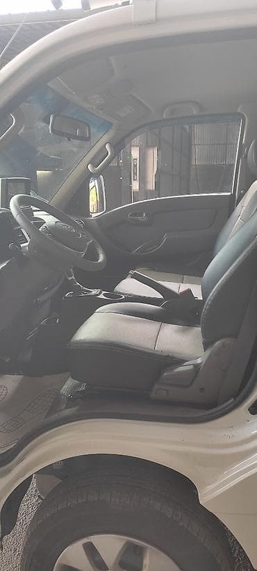 портеры: Hyundai Porter: 2022 г. — 6