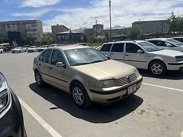 Volkswagen: Volkswagen Bora: 2002 г., 1.6 л, Автомат, Бензин, Седан — 2